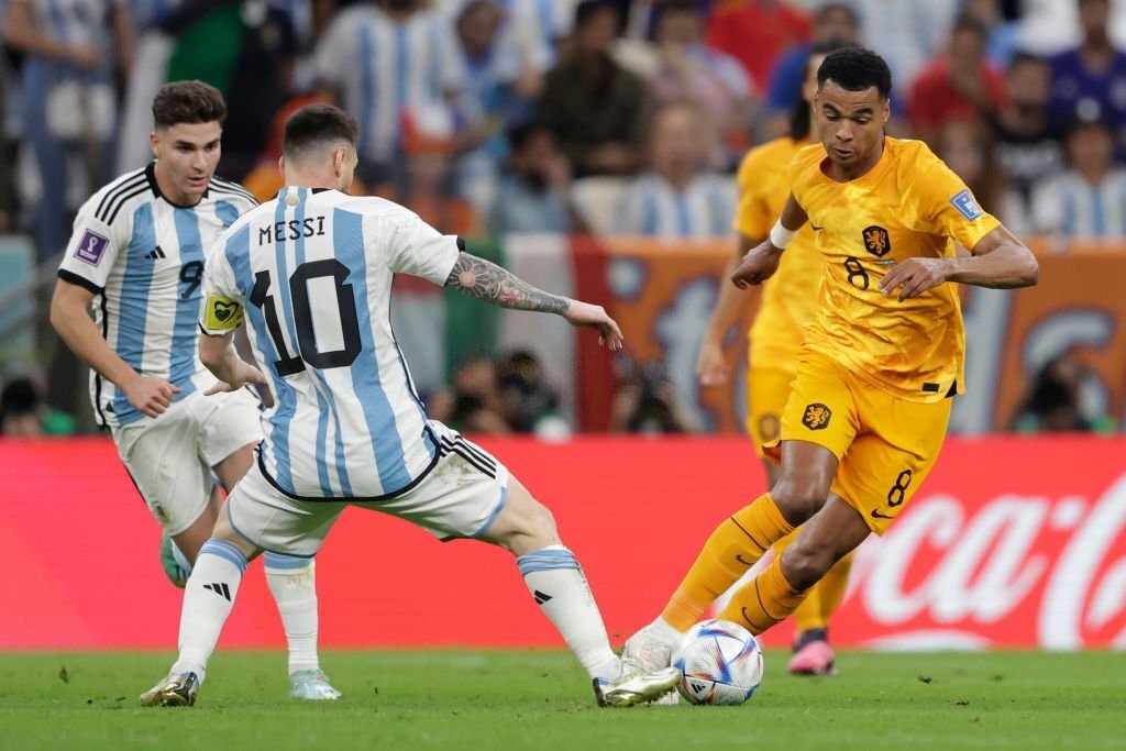 Gakpo ghi ban vuot Haaland anh 9