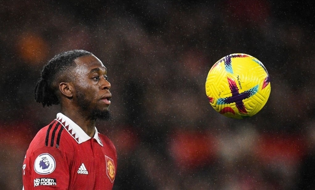 Wan-Bissaka dao nguoc tinh the o MU hinh anh