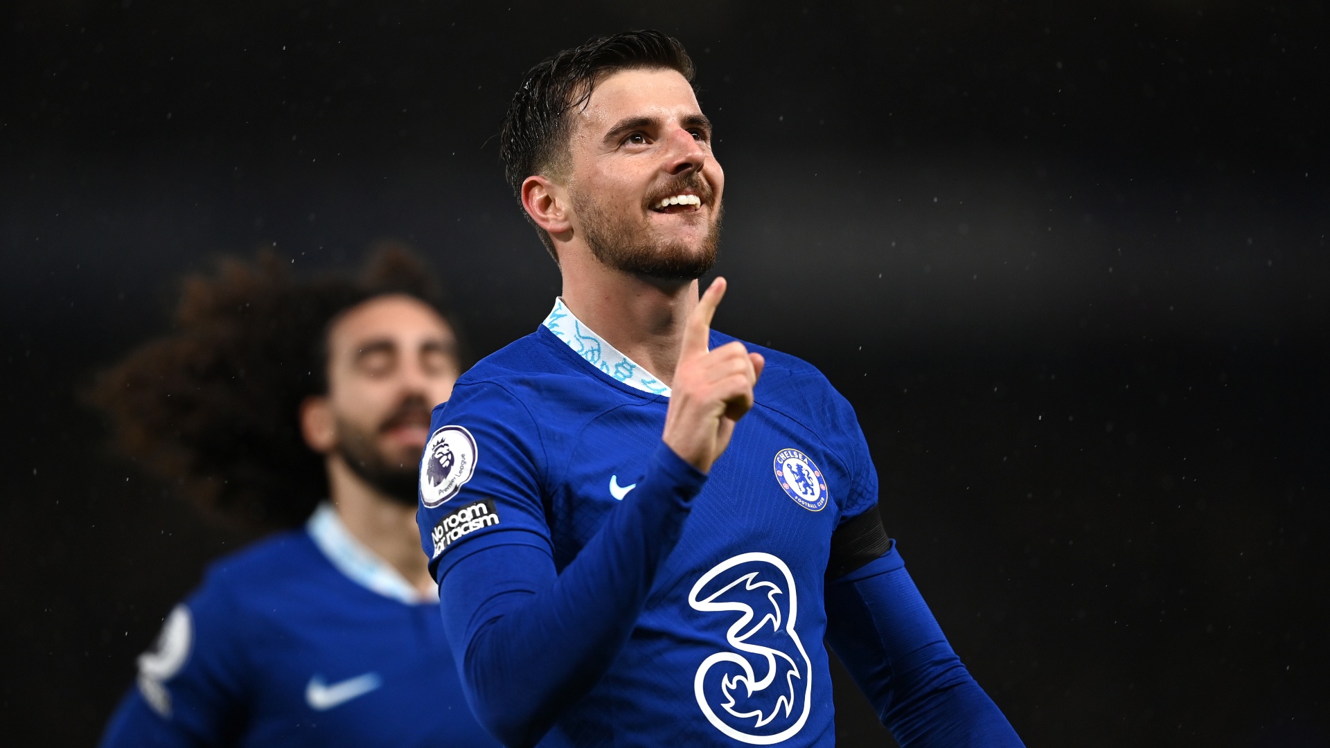 Chelsea ap sat Liverpool sau tran thang 2-0 hinh anh