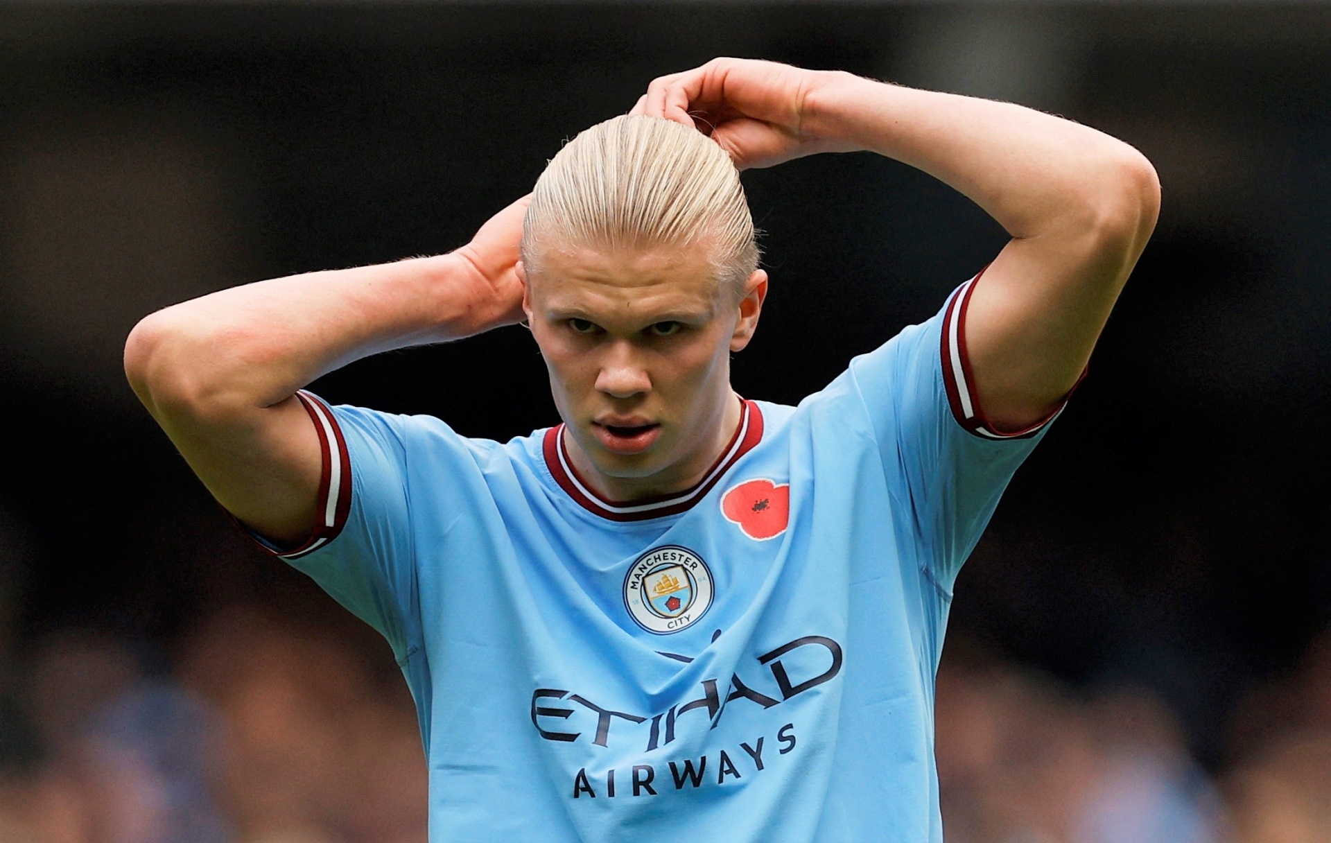 10 su kien bong da anh 10