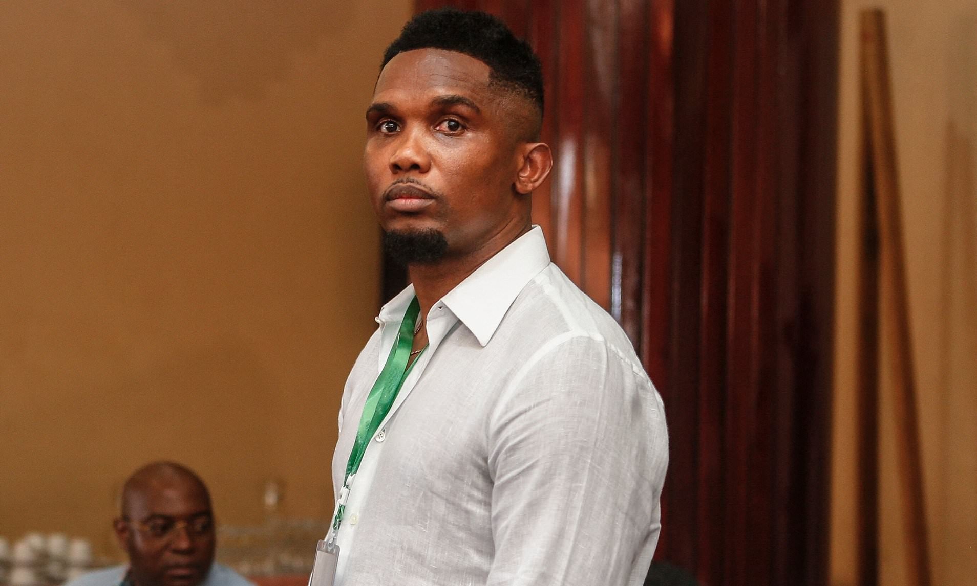 LDBD Cameroon loai 21 cau thu khoi giai U17 do gian lan tuoi hinh anh