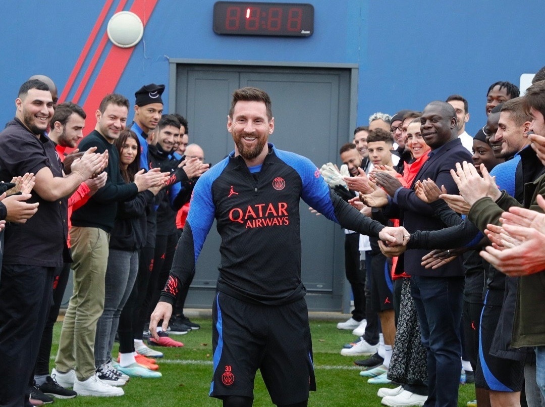 Messi tro lai tap luyen anh 1