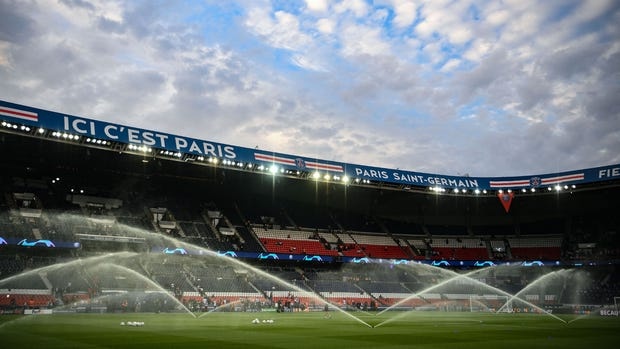 PSG co the tu bo san Parc des Princes hinh anh
