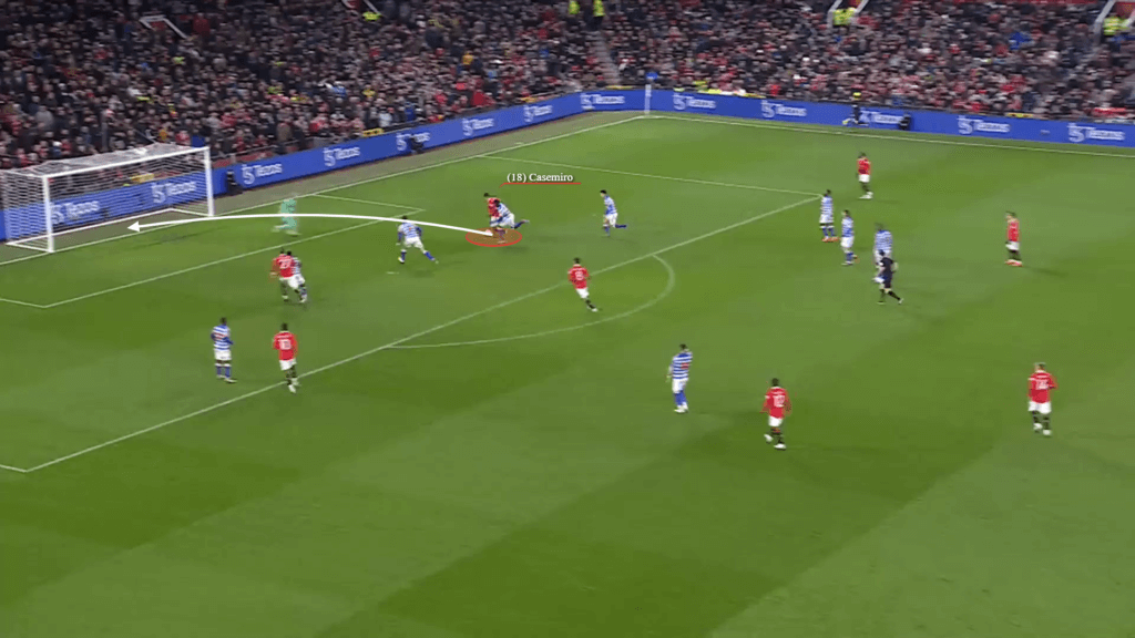 Casemiro dang trach anh 4