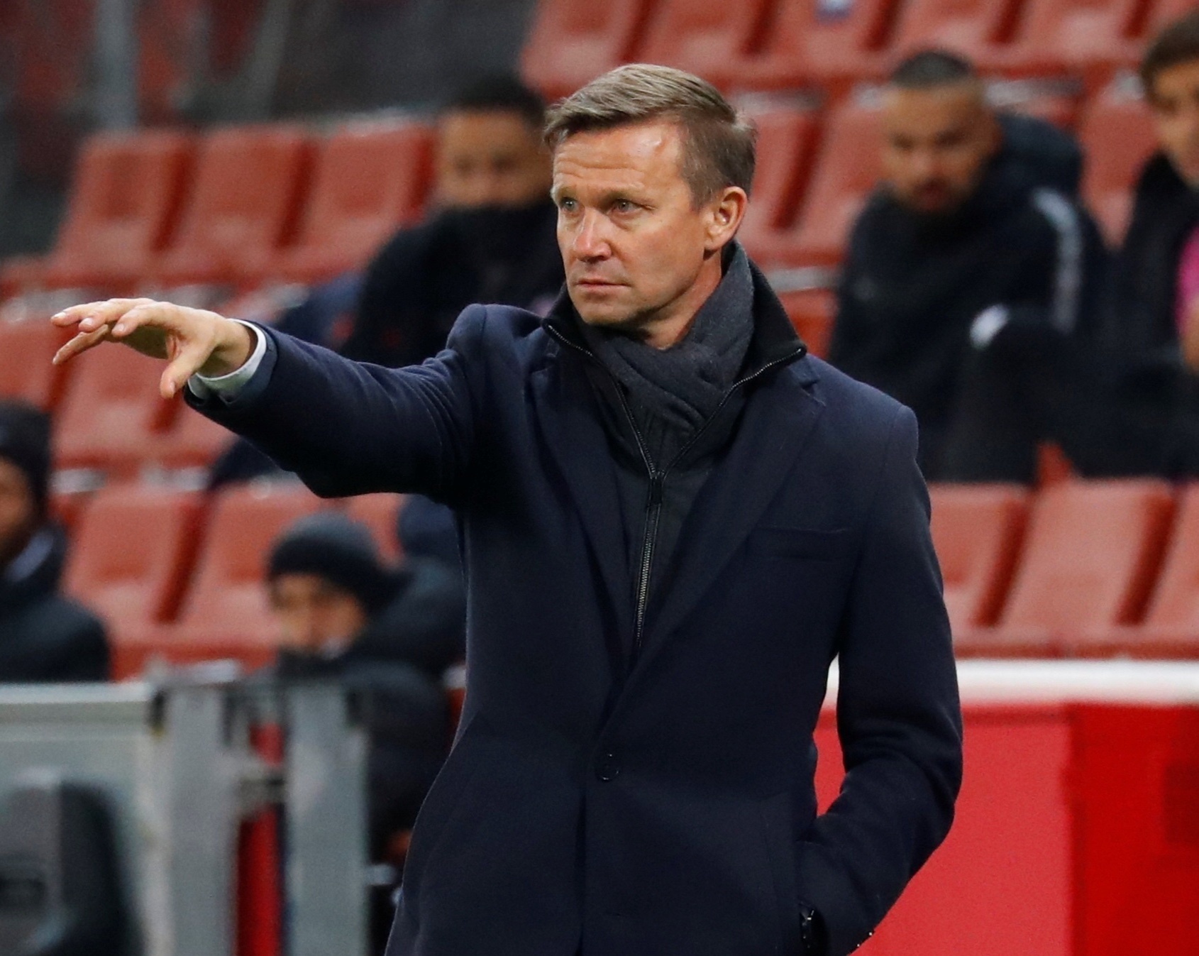 HLV thu 7 bi sa thai o Premier League hinh anh