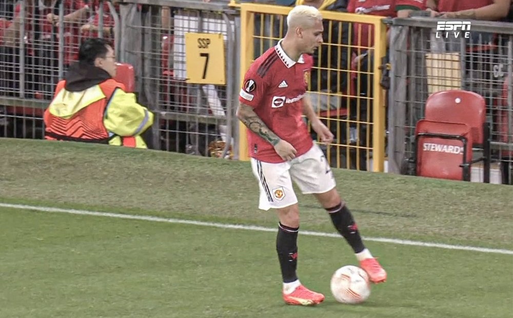 That vong Antony anh 2