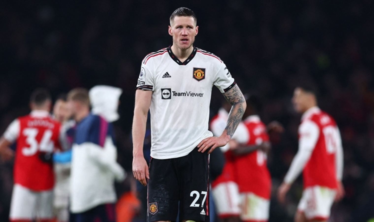 Ten Hag loai Weghorst anh 2