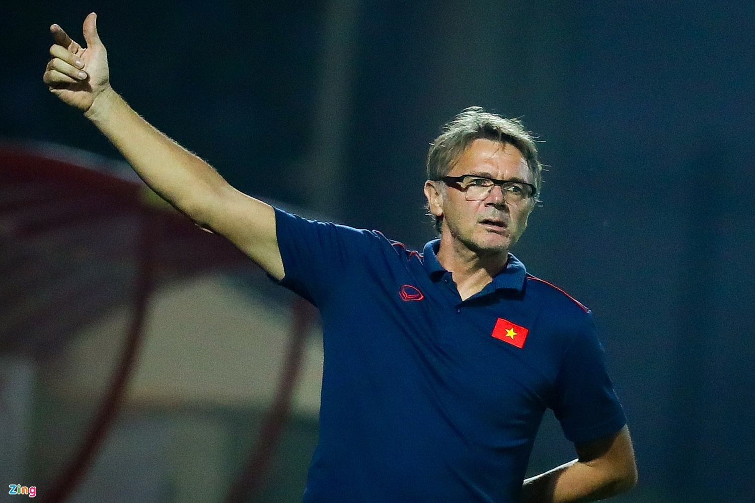 Kinh nghiem cua HLV Troussier anh 1