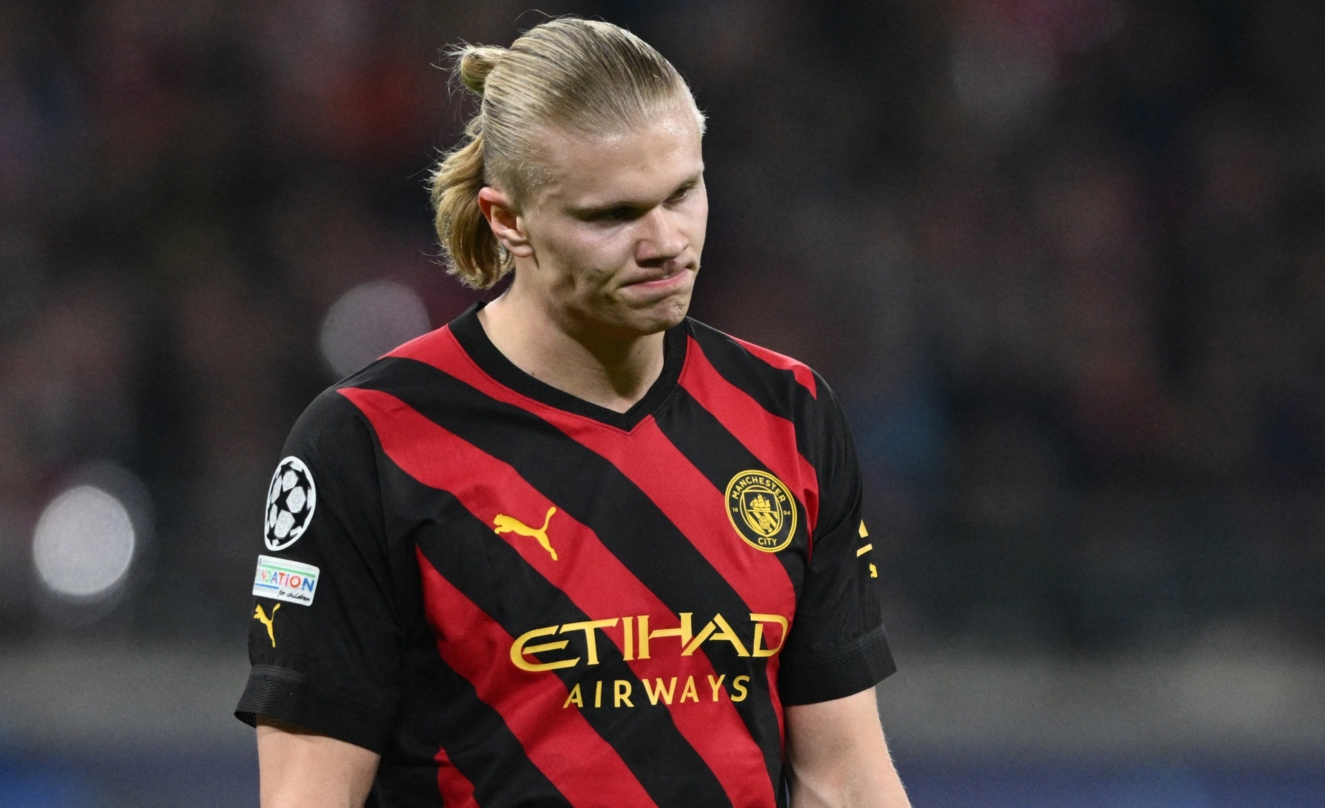 Erling Haaland bi giai ma hinh anh