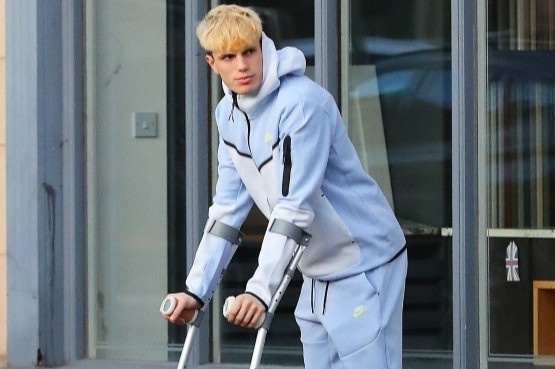 Garnacho tiep tuc chong nang hinh anh