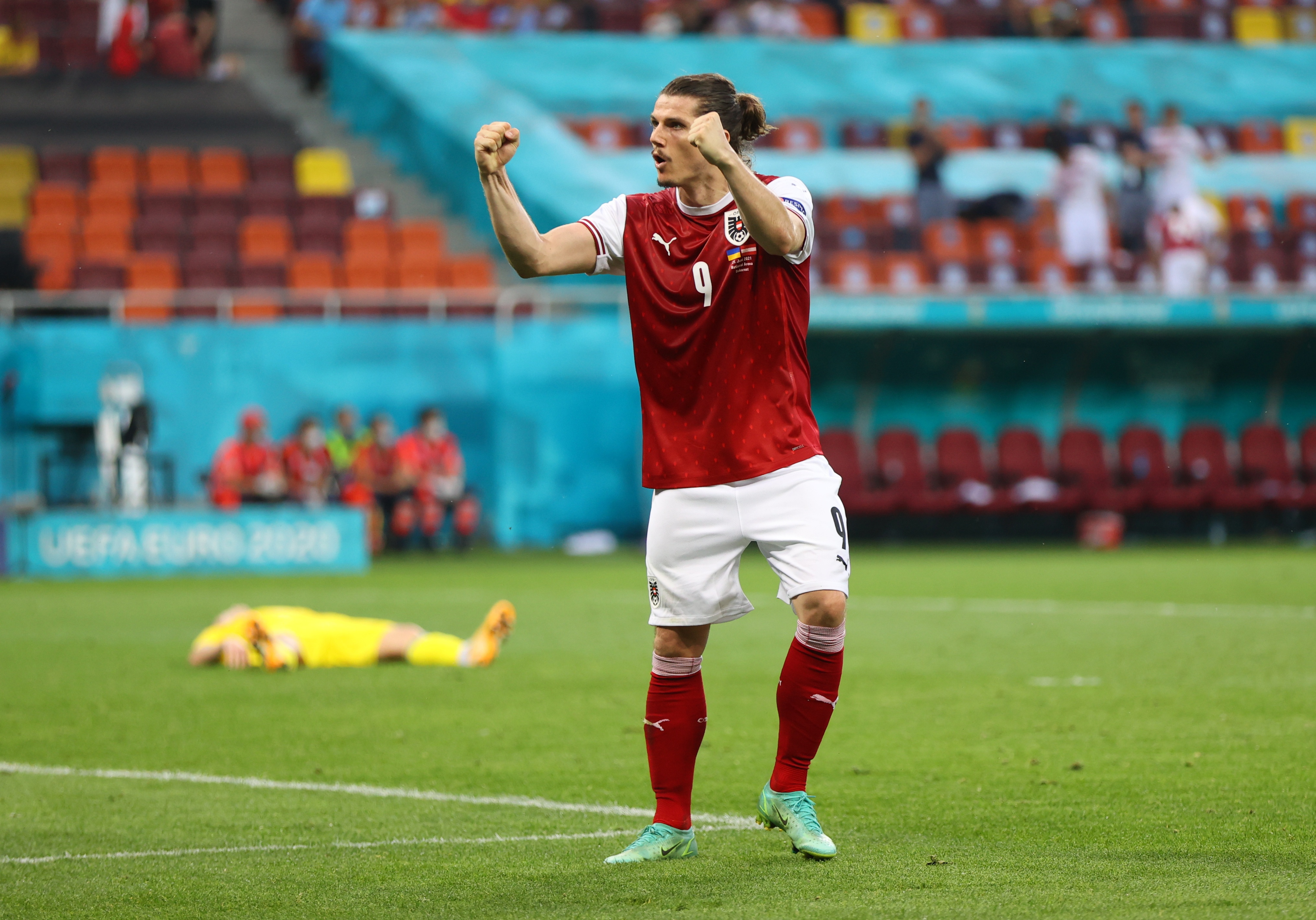 MU ban 6 cau thu anh 4