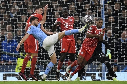 Dias day cho Upamecano anh 2