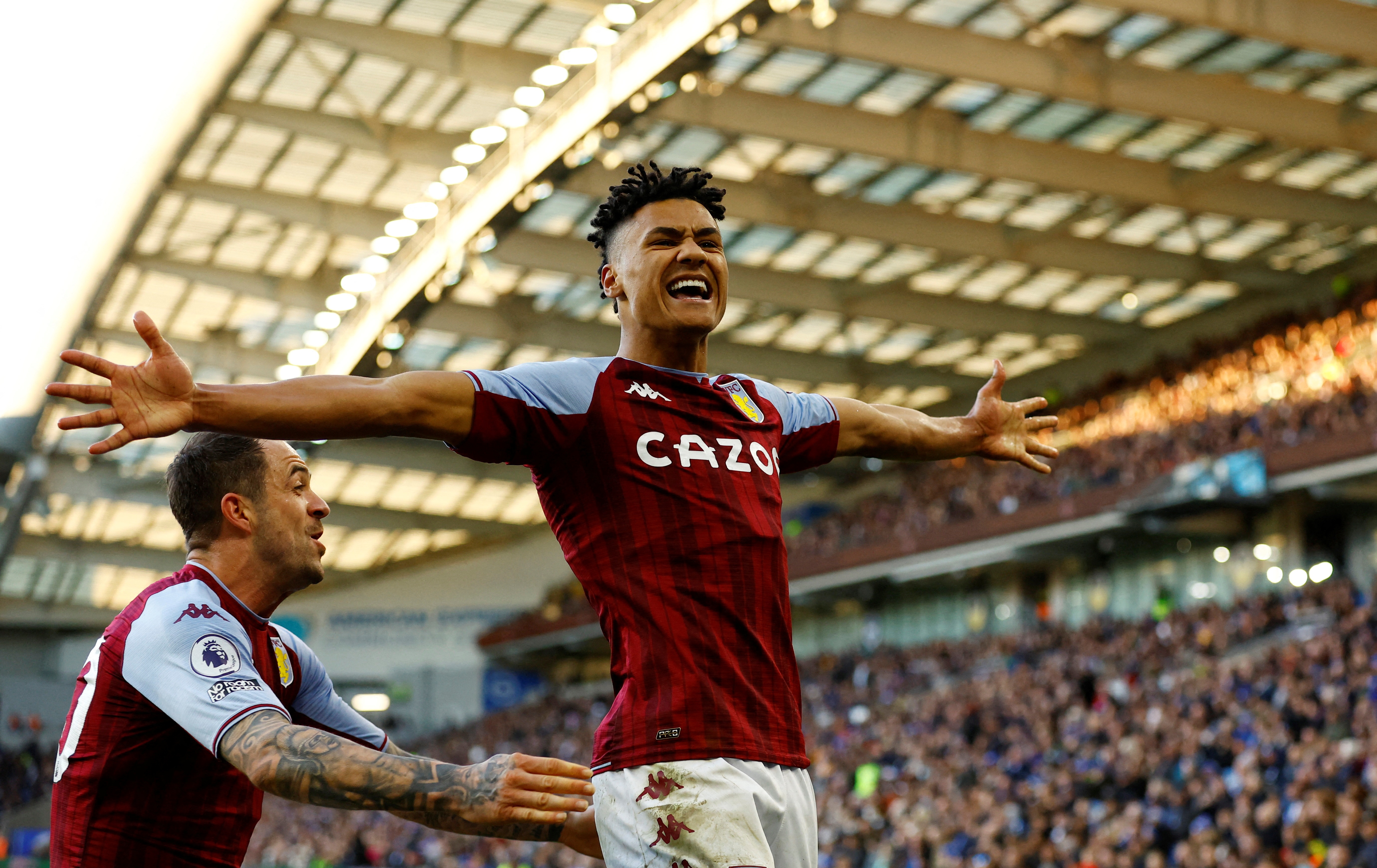 MU, Newcastle co them doi thu o cuoc dua top 4 hinh anh