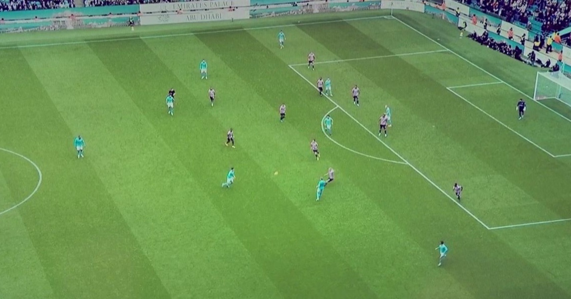 Bi quyet ngan can Haaland anh 5