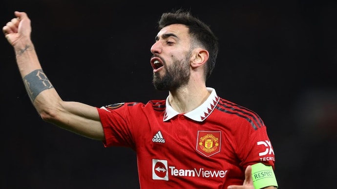 Tranh cai quanh de cu cau thu hay nhat Premier League hinh anh