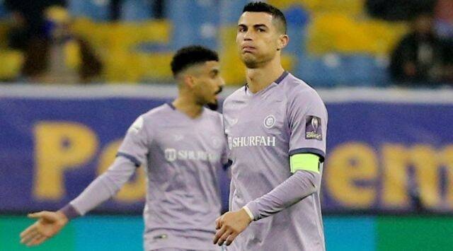 Al Nassr lam sang to vu Ronaldo bi goi la 'cu lua' hinh anh