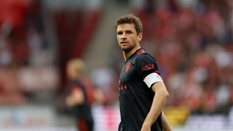 Bayern Munich lai gay that vong voi tran thua nguoc hinh anh