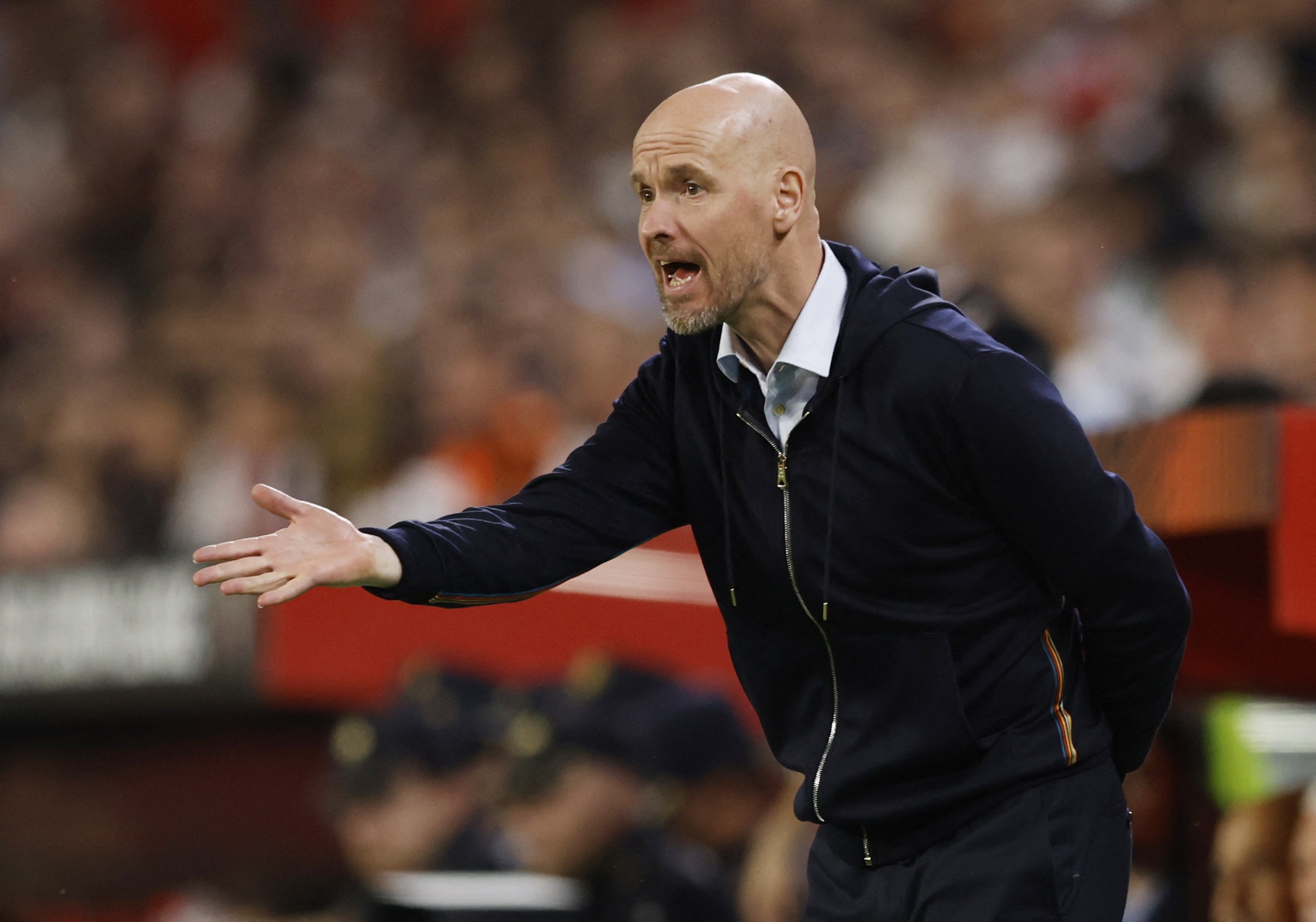 7 lan HLV Ten Hag phat cau thu MU hinh anh