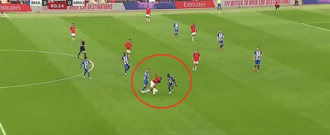 Wan-Bissaka gay sot anh 3