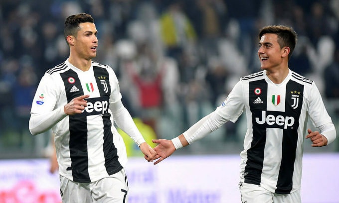 Dybala tung noi ghet Ronaldo ngay truoc mat hinh anh