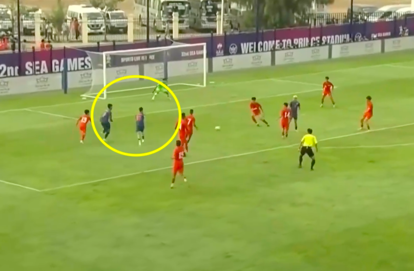 U22 Singapore khong manh anh 4