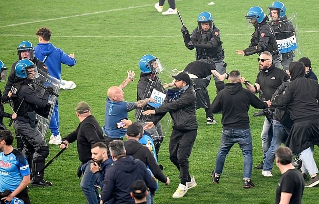 Bao loan chet nguoi anh 7