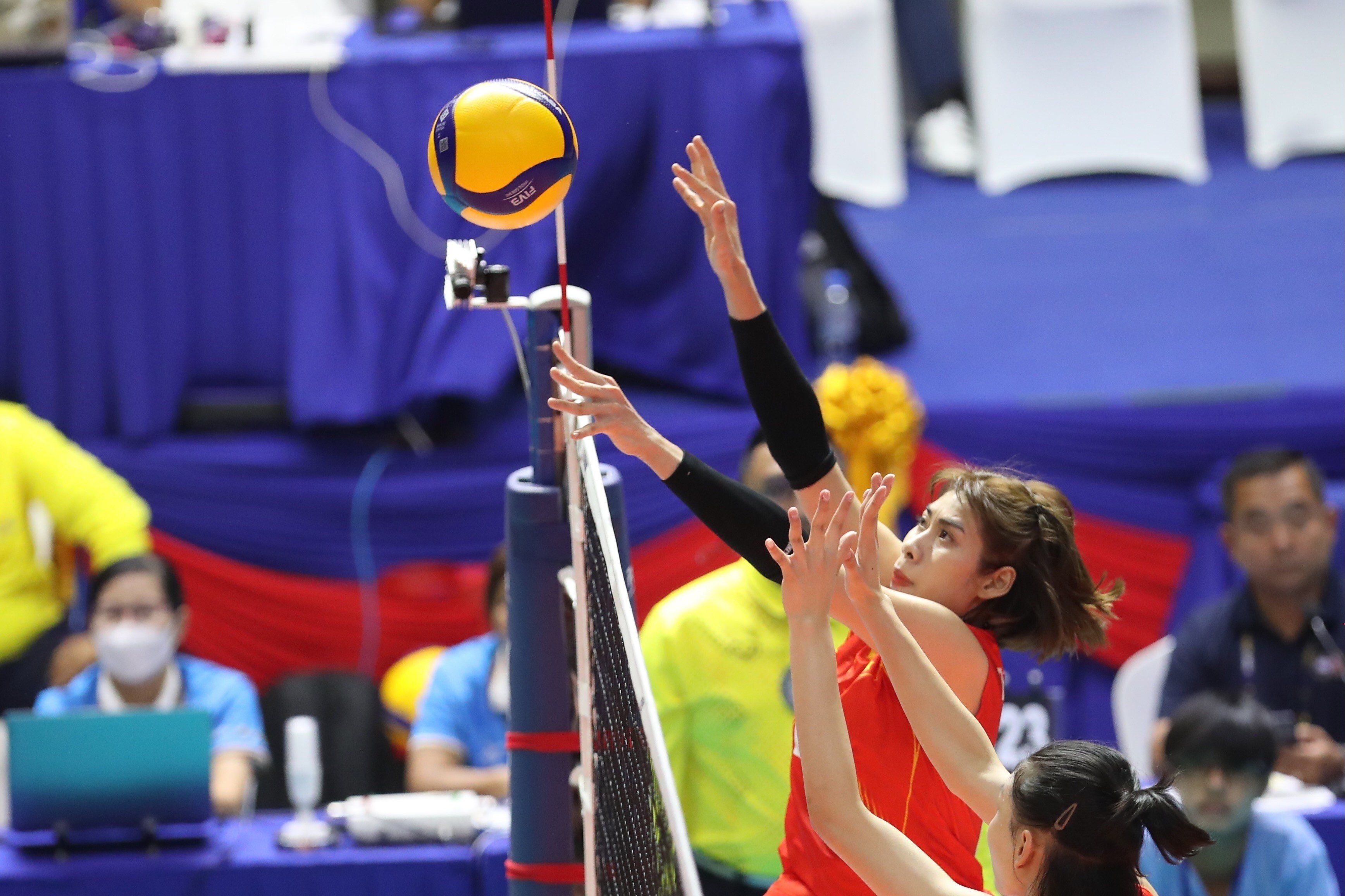 bong chuyen nu Viet Nam anh 6