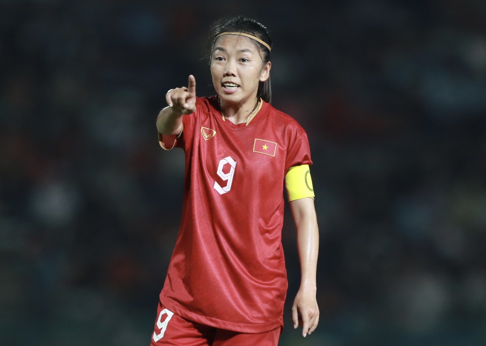 Tiec nuoi cua Huynh Nhu sau khi vo dich SEA Games 32 hinh anh