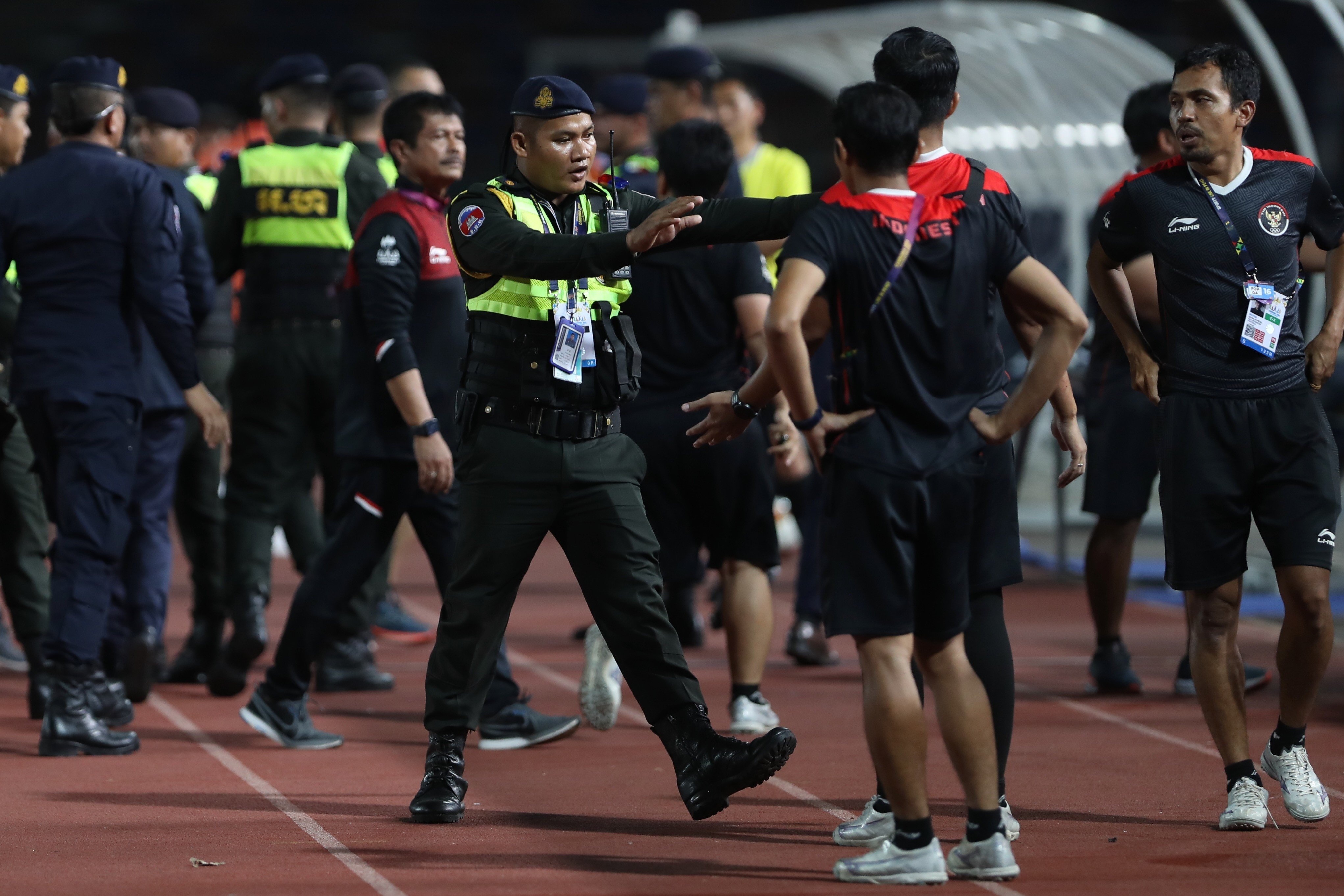 dien bien khong tuong anh 3