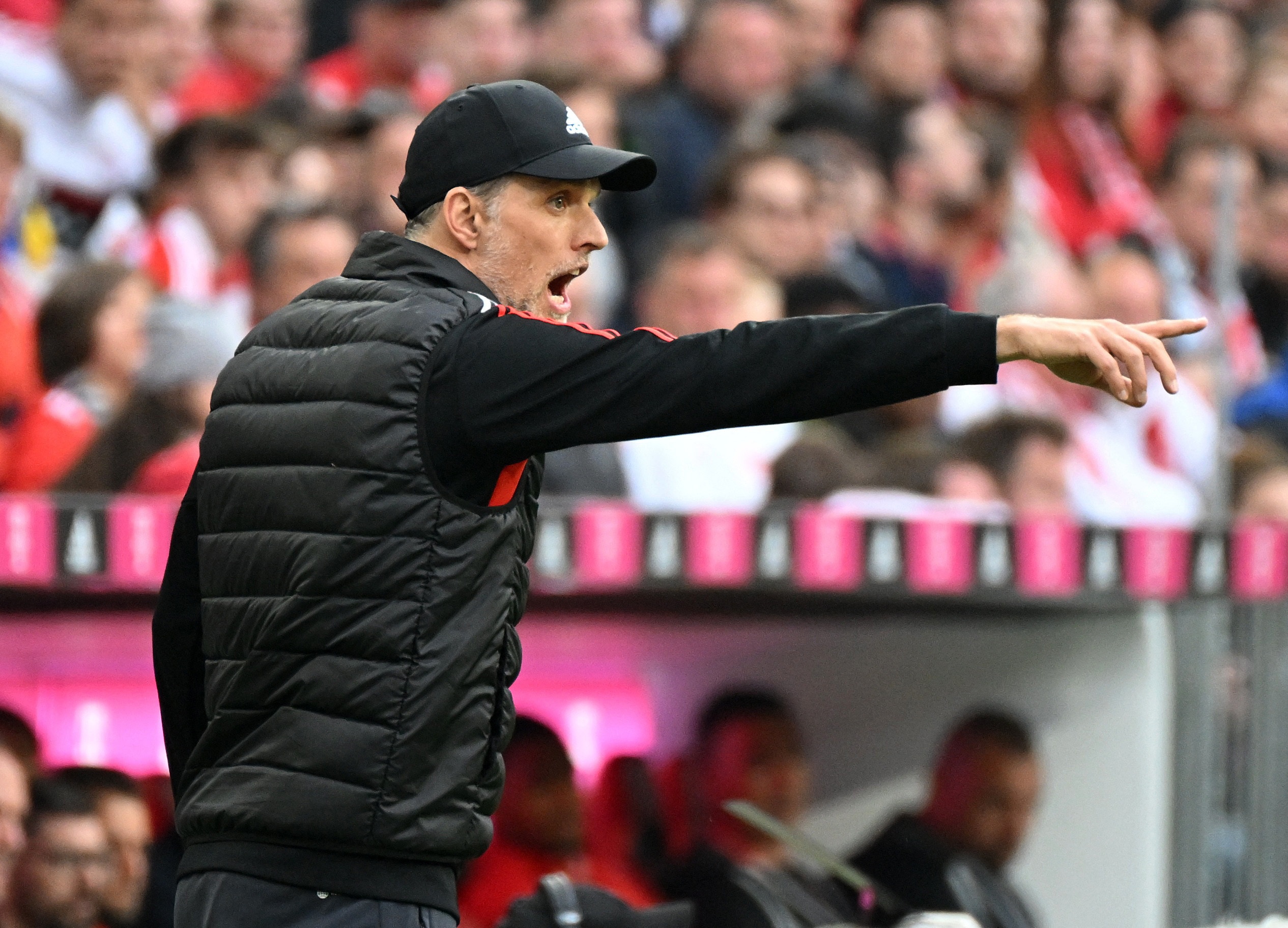 Tuchel: Khong giai thich noi chuyen gi dang xay ra voi Bayern hinh anh