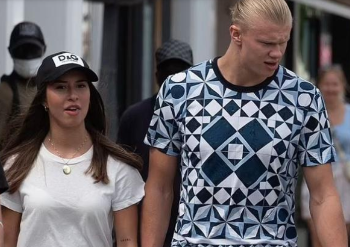 Sac voc ban gai Haaland anh 5