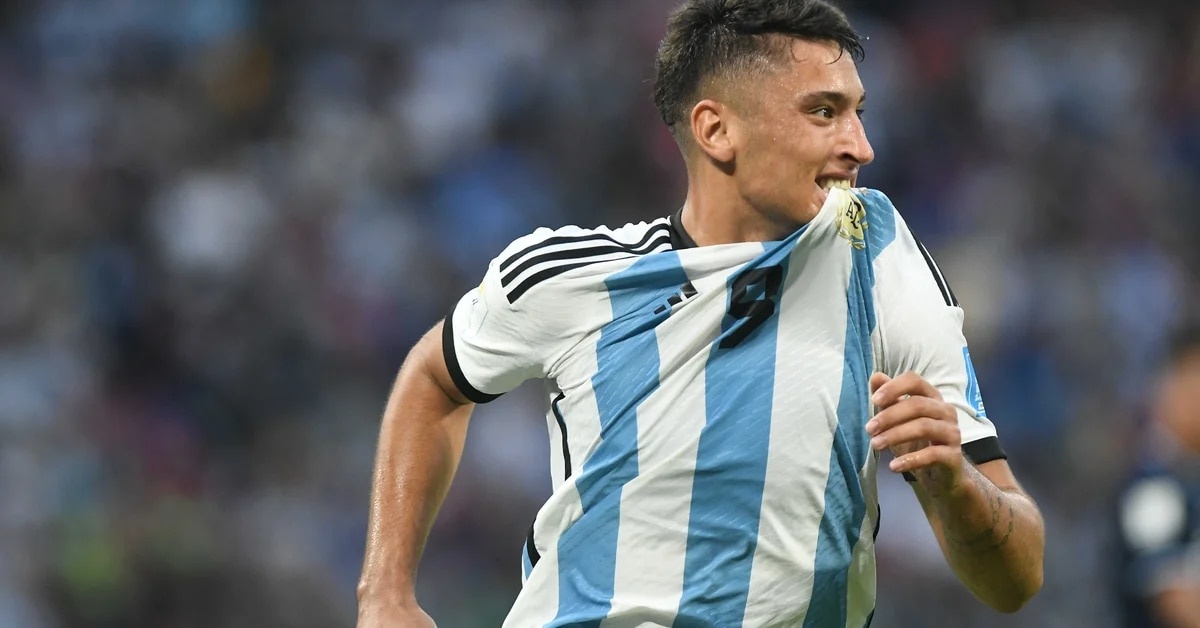 Doi dau tien vuot qua vong bang U20 World Cup hinh anh