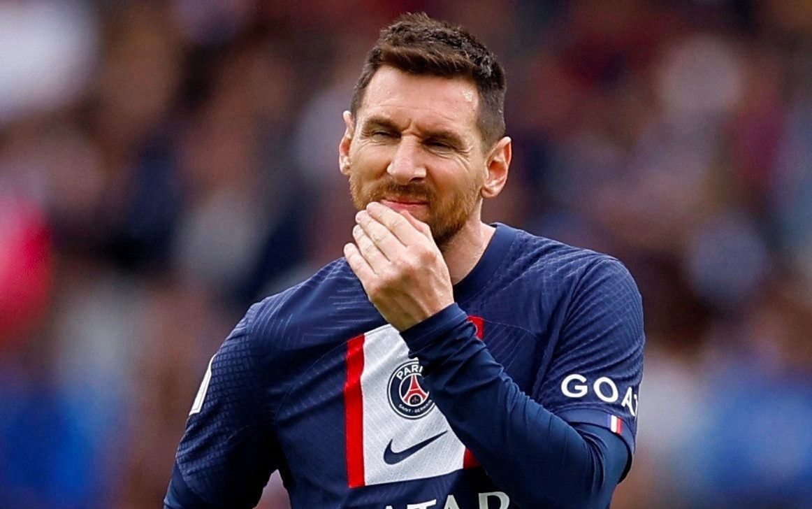 Messi noi loi cuoi chia tay PSG hinh anh