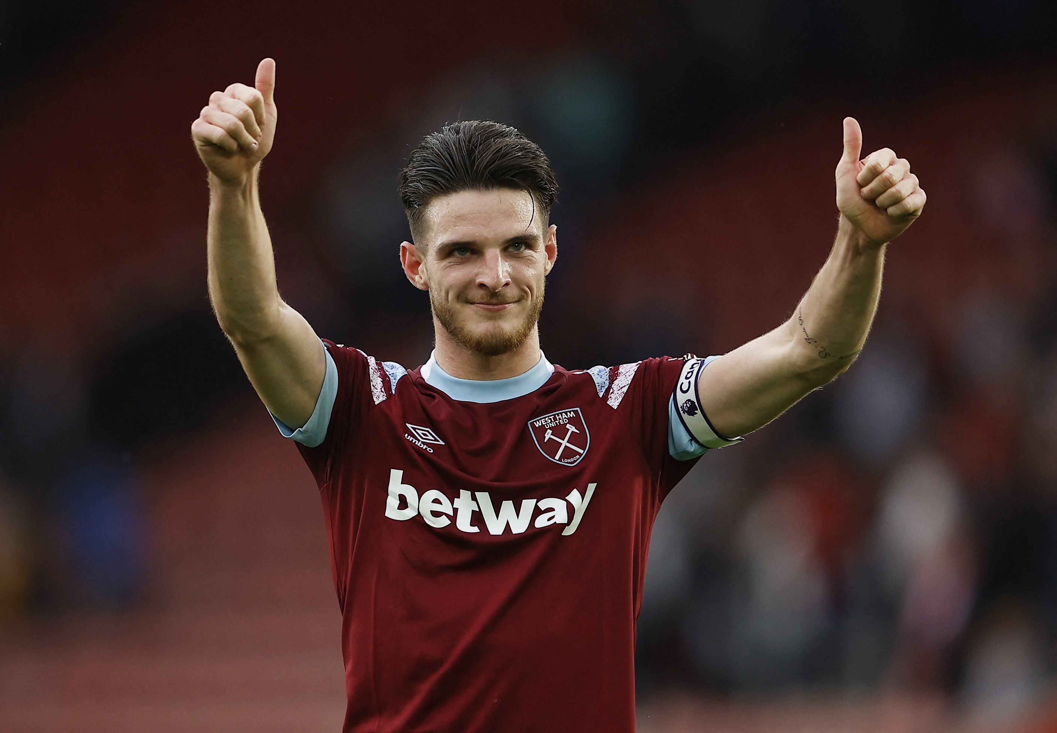 Declan Rice sap pha ky luc chuyen nhuong Premier League hinh anh
