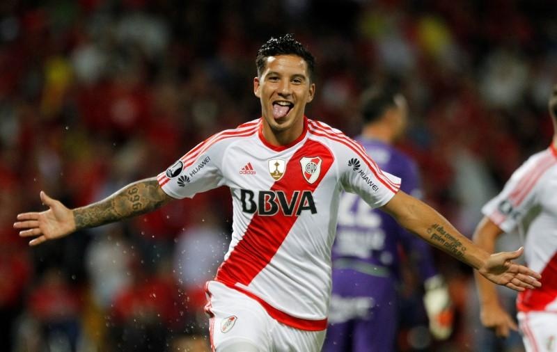 Muc luong Messi anh 7