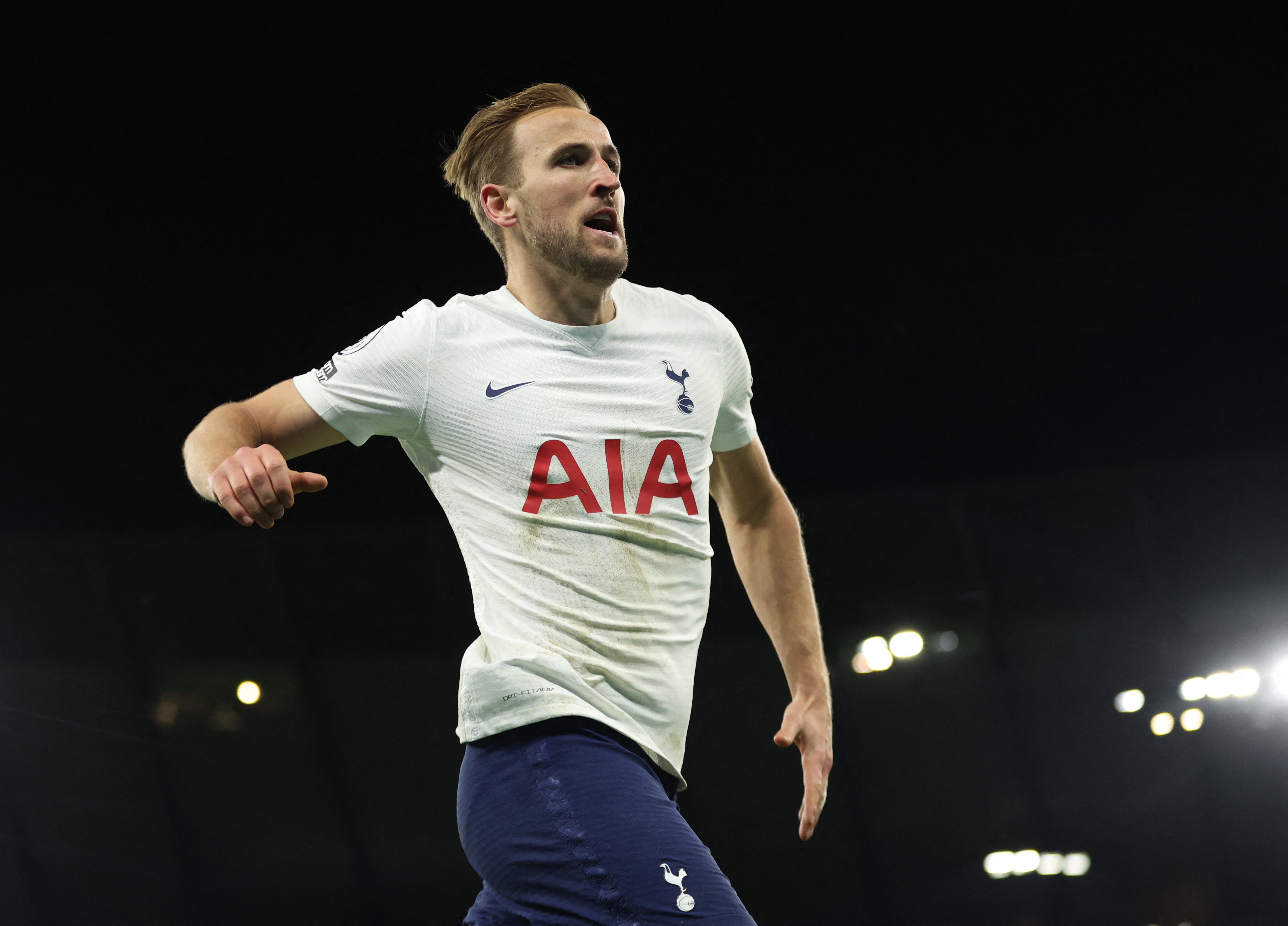 O lai Spurs, Kane huong luong cao nhat Premier League hinh anh