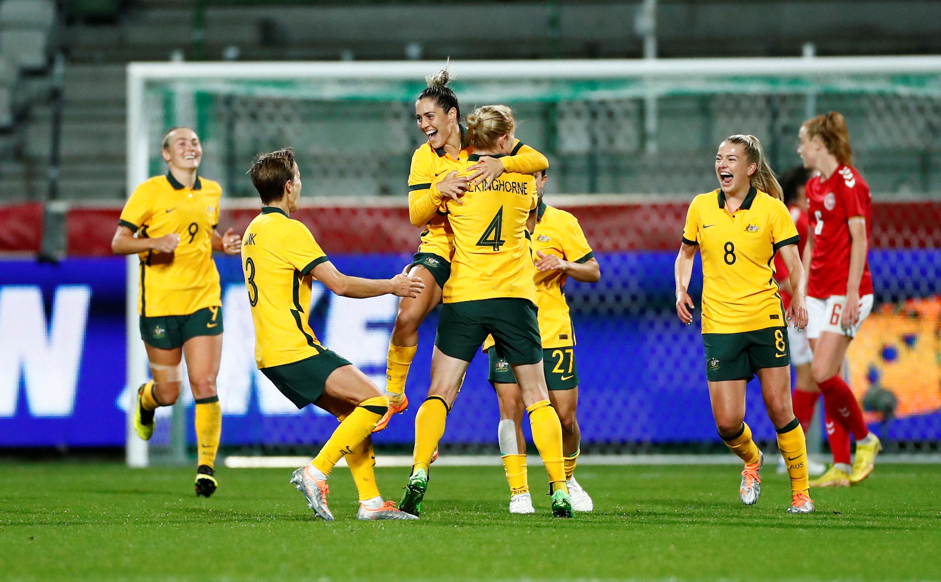 Ky luc World Cup nu anh 8