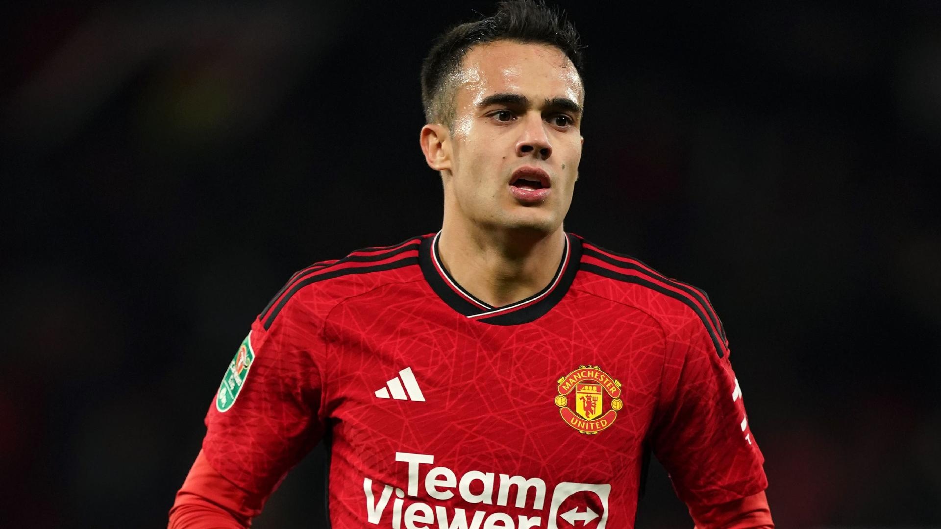 Reguilon gay sot tren mang xa hoi hinh anh