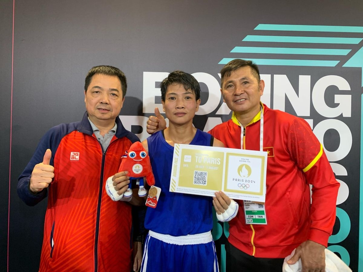 Vo si boxing giup Viet Nam gianh ve thu 5 den Olympic Paris hinh anh