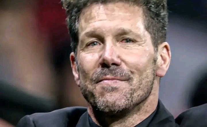 HLV Simeone bat khoc hinh anh