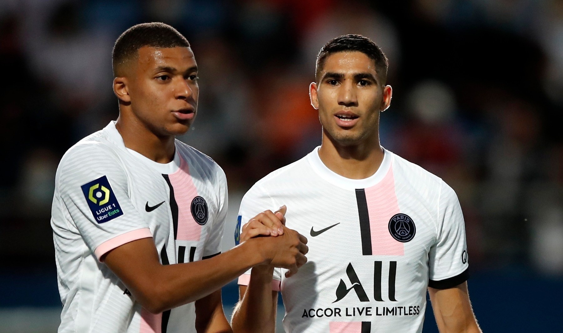 PSG quyet khong lap lai sai lam voi Mbappe hinh anh