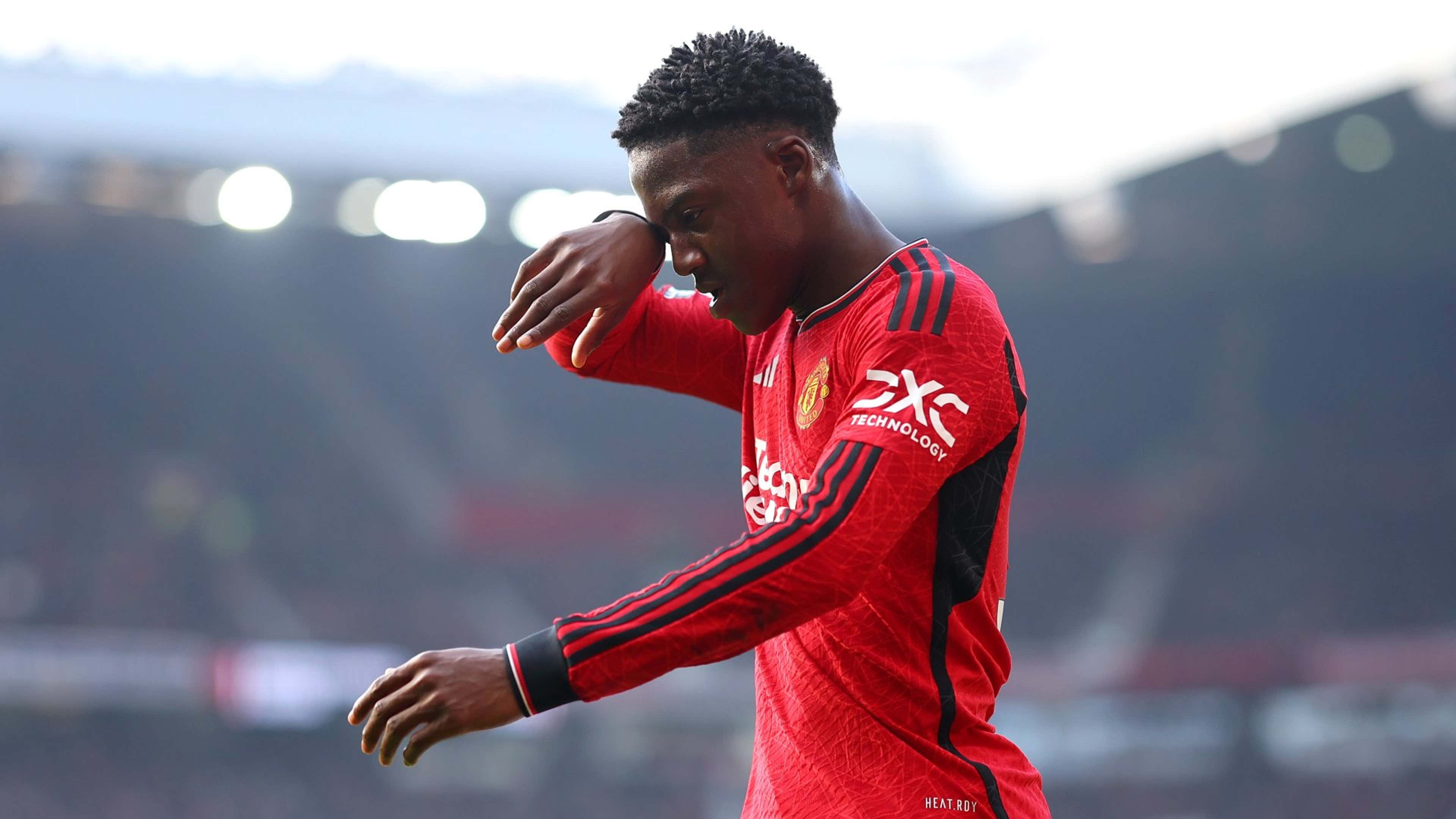 Mainoo gay tranh cai hinh anh