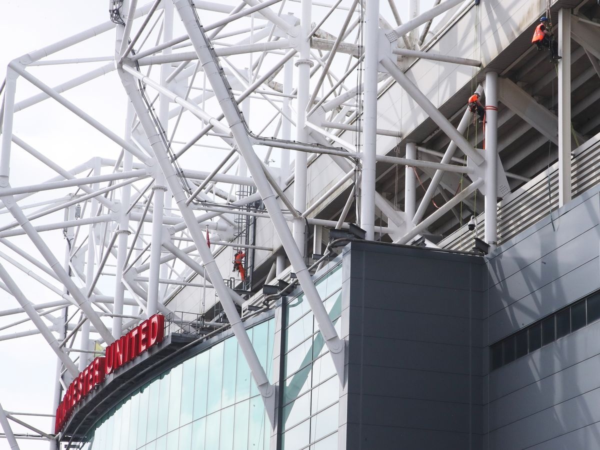 MU sua chua Old Trafford anh 2