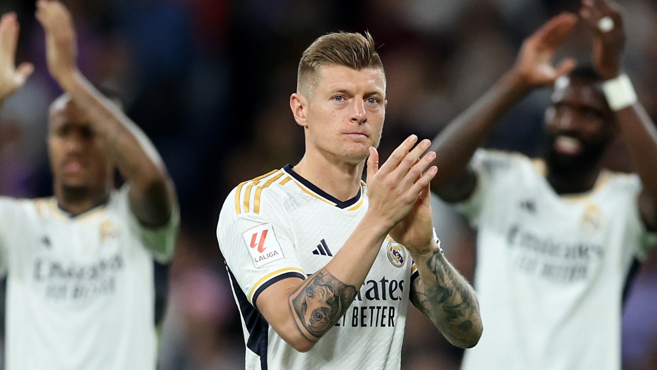 Toni Kroos giai nghe hinh anh