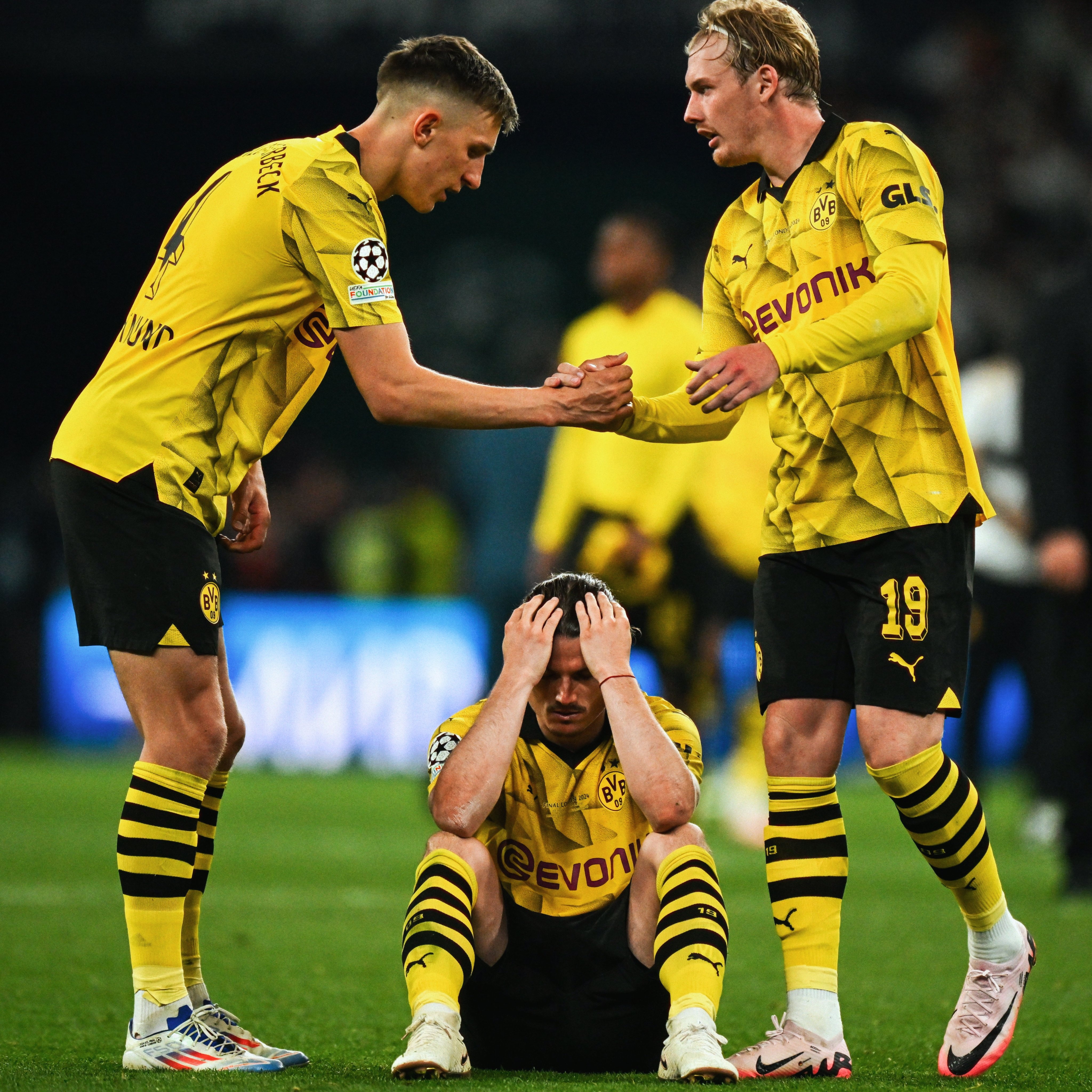 Dortmund guc nga anh 1