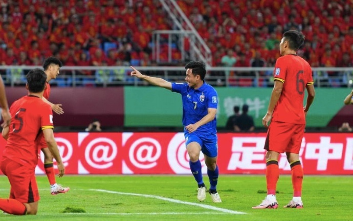 Thai Lan danh roi chien thang truoc Trung Quoc hinh anh