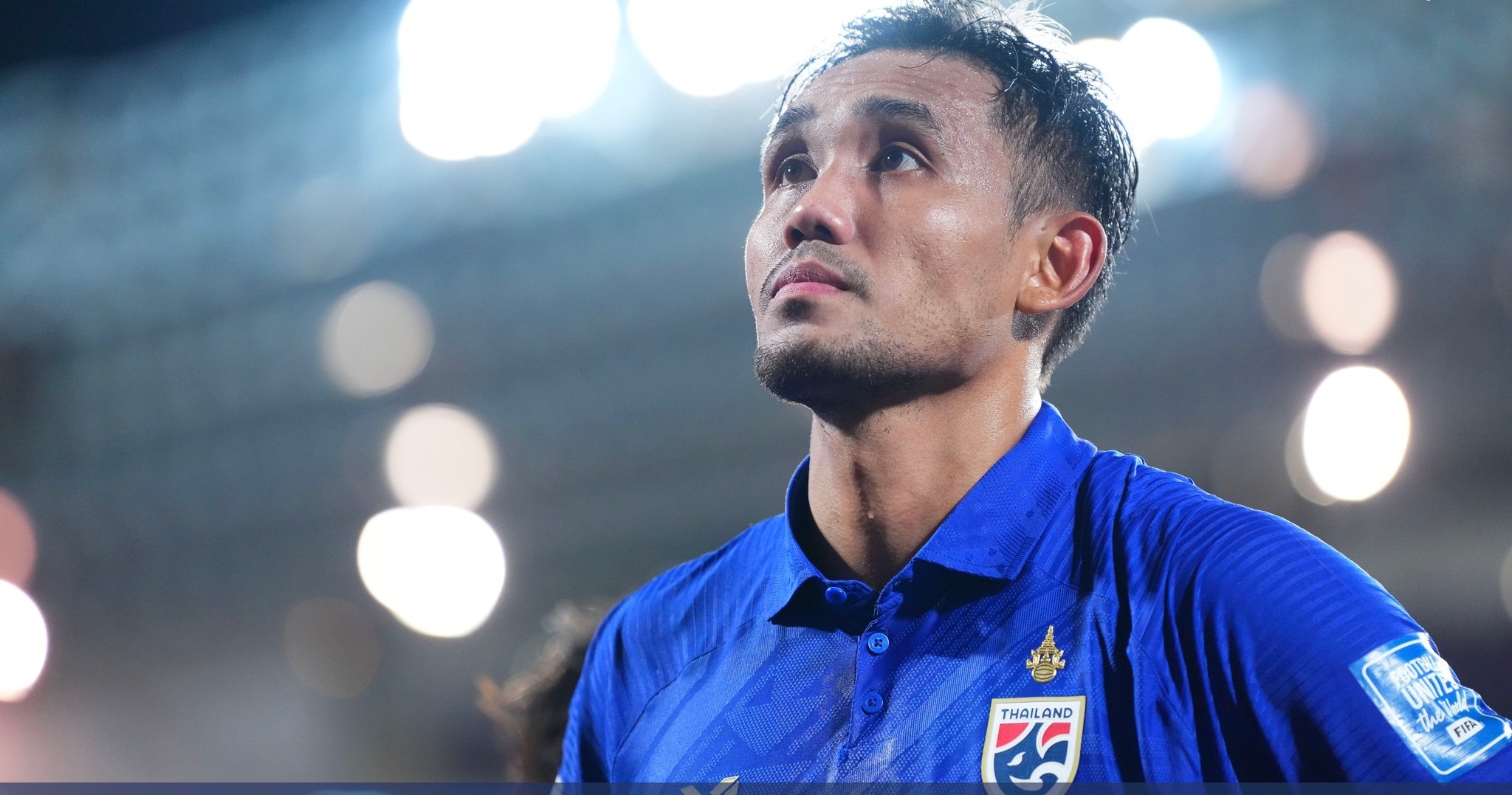 Cau thu Thai Lan khoc anh 7