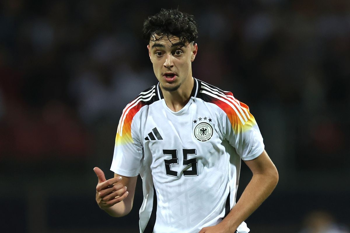 Truong hop dang tiec nhat cua tuyen Duc hinh anh