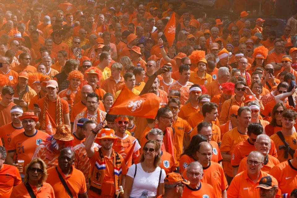 Hinh anh gay sot anh 1