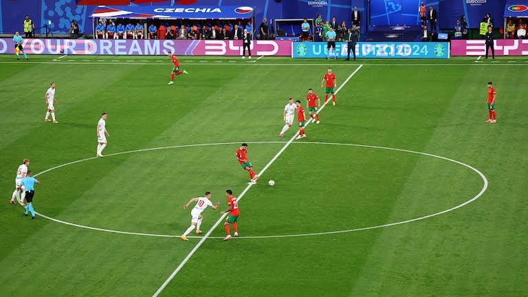 Ronaldo da phat anh 5